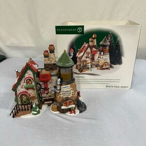 Vintage Heritage Village Collection “The Peanut Brittle Factory” Village Piece
